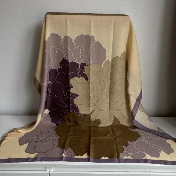 Sarı Vizon Yaprak Desenli Şal 90*90