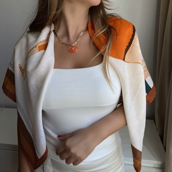 Turuncu Gözlü Gold Küp Kolye