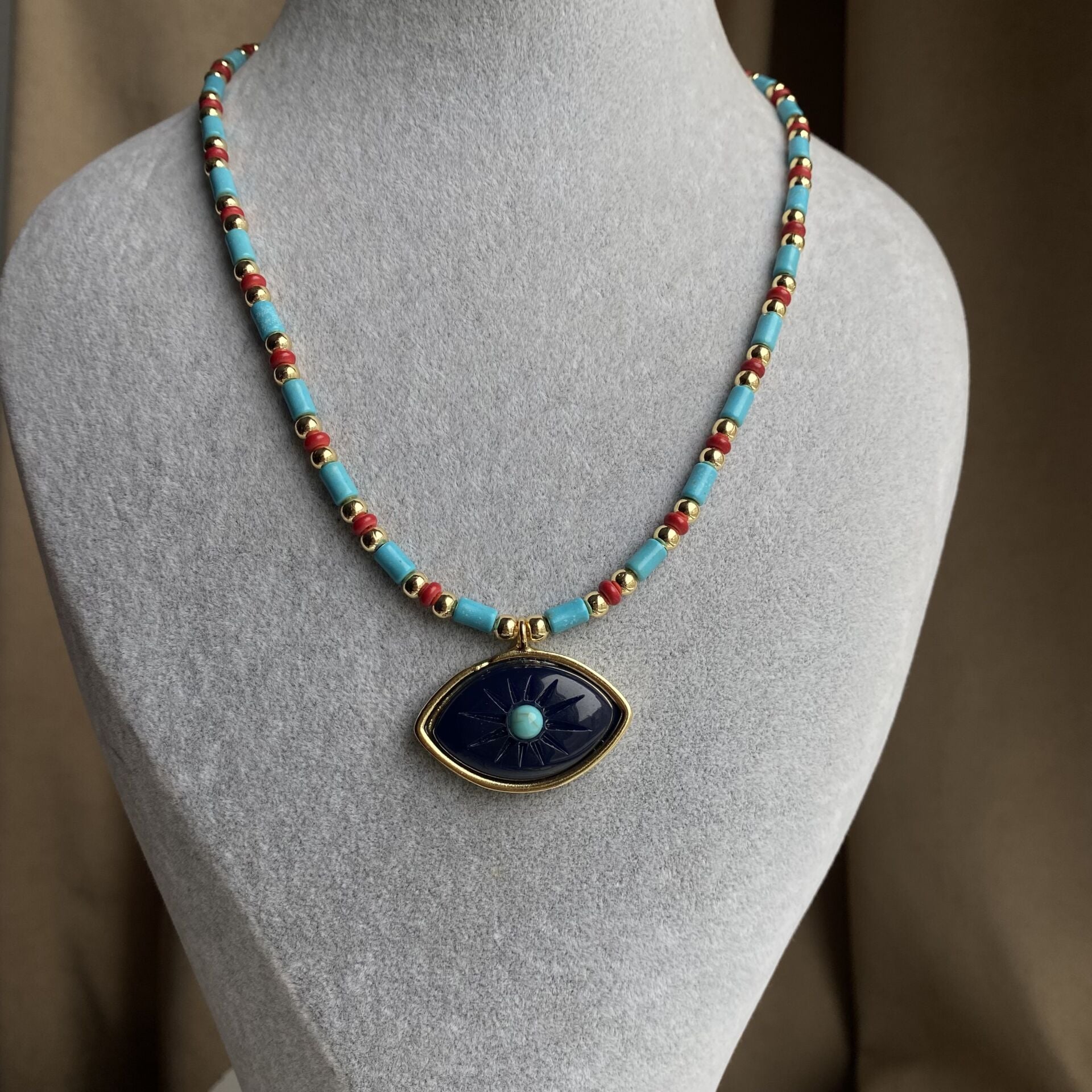 Laci Göz Mavi Boncuklu Kolye