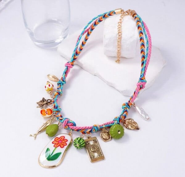 Marka Charm Kolye