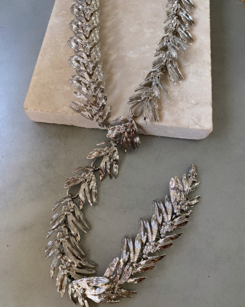 Marka Yaprak Y Kolye, Silver