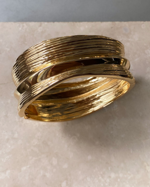 Altın Kaplama Çizgili Kelepçe Bileklik