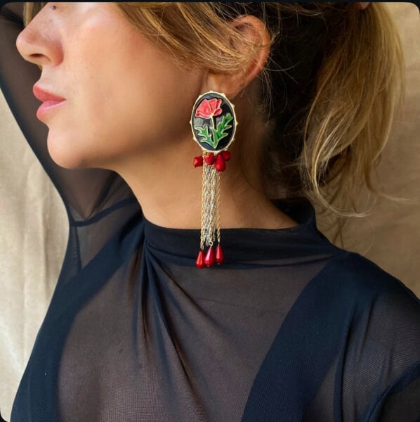 Marka Model Kırmızı Çiçek Küpe