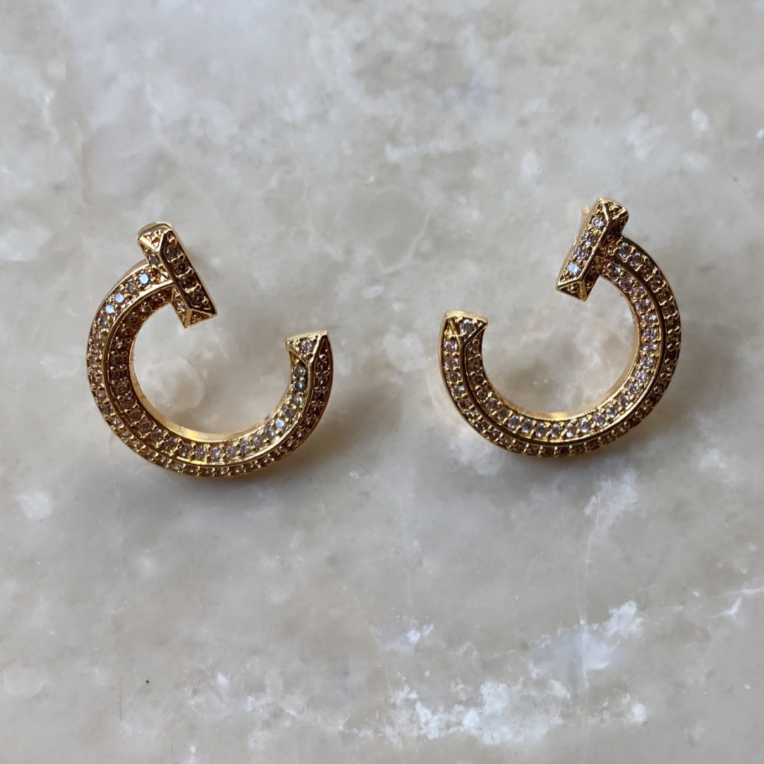 Gümüş Kaplama Marka Model Zirkon Taşlı Küpe-Gold