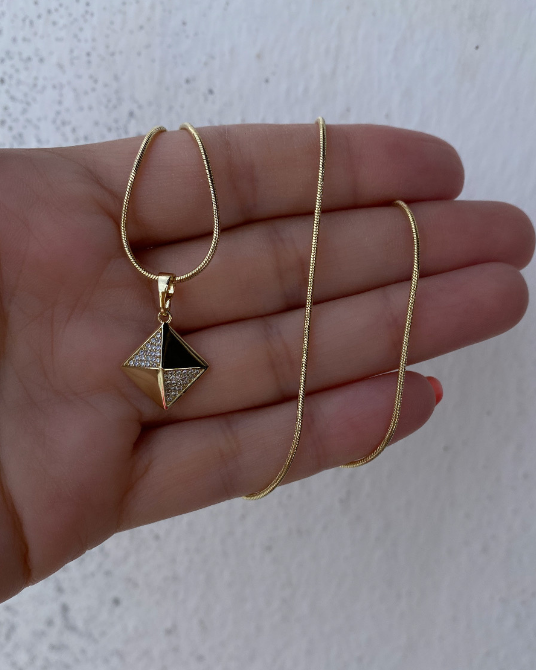 Özel Seri Taşlı Kolye