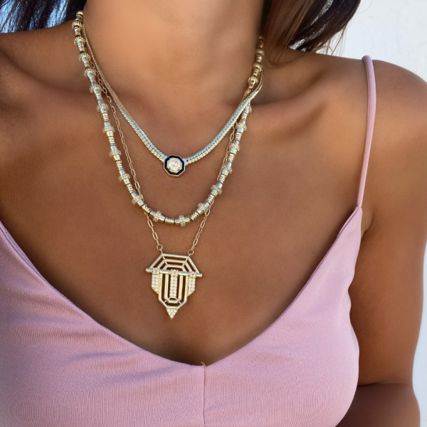 İthal Serenay Üçgen Kolye