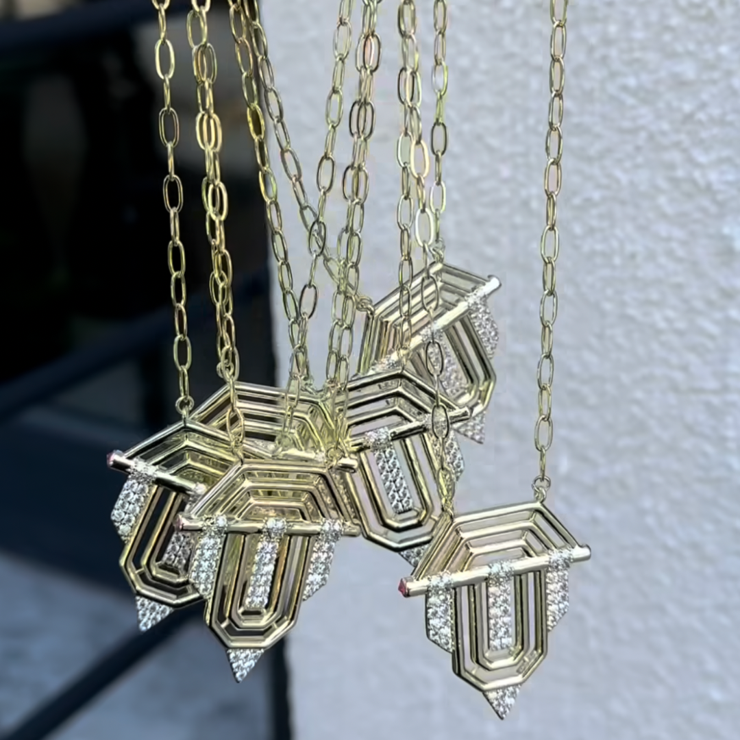 İthal Serenay Üçgen Kolye