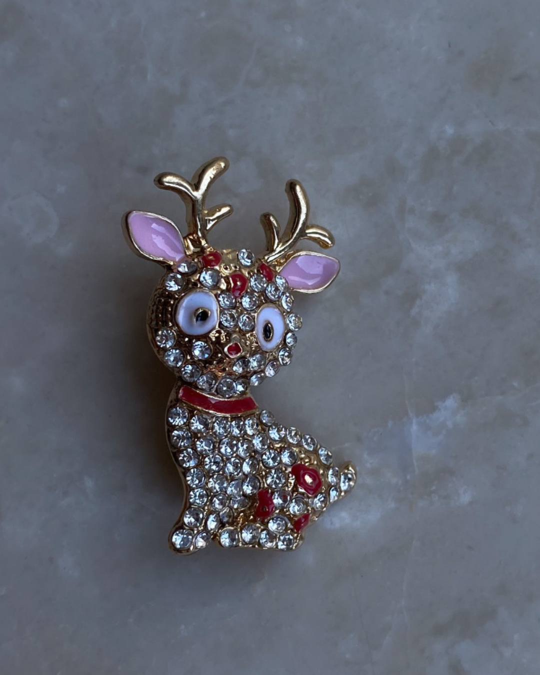 Yeni Yıl Pembe Kulaklı Geyik Broş