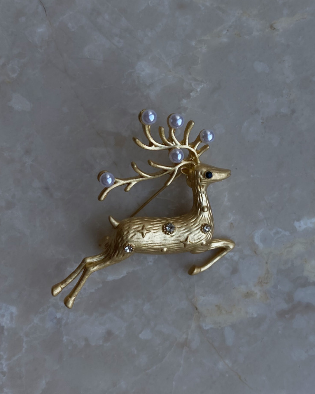 Yeni Yıl İncili Geyik Broş