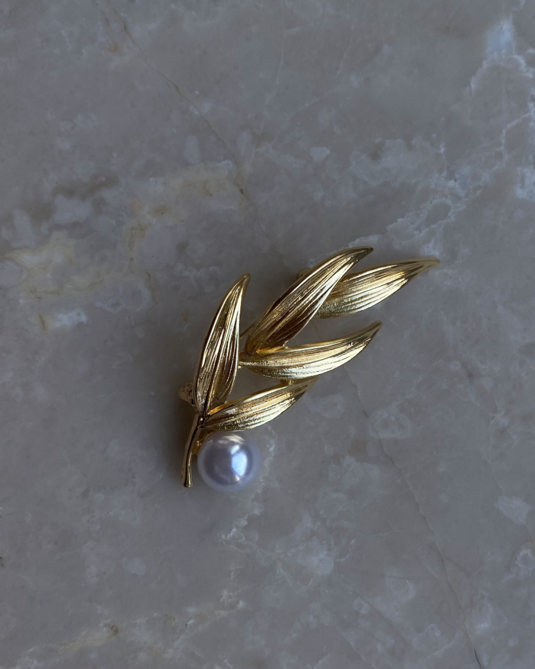 İncili Başak Broş