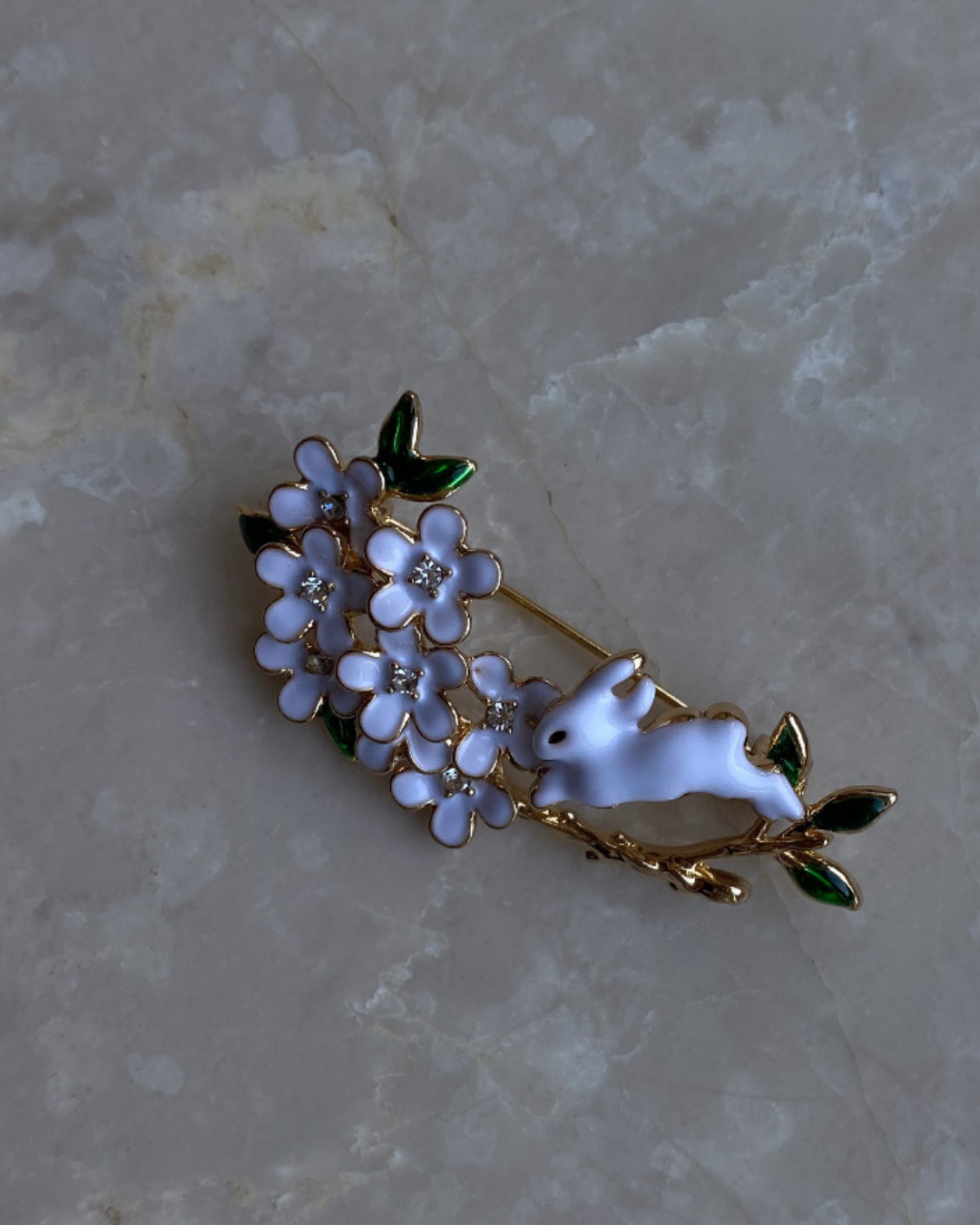 Çiçekli Tavşan Broş