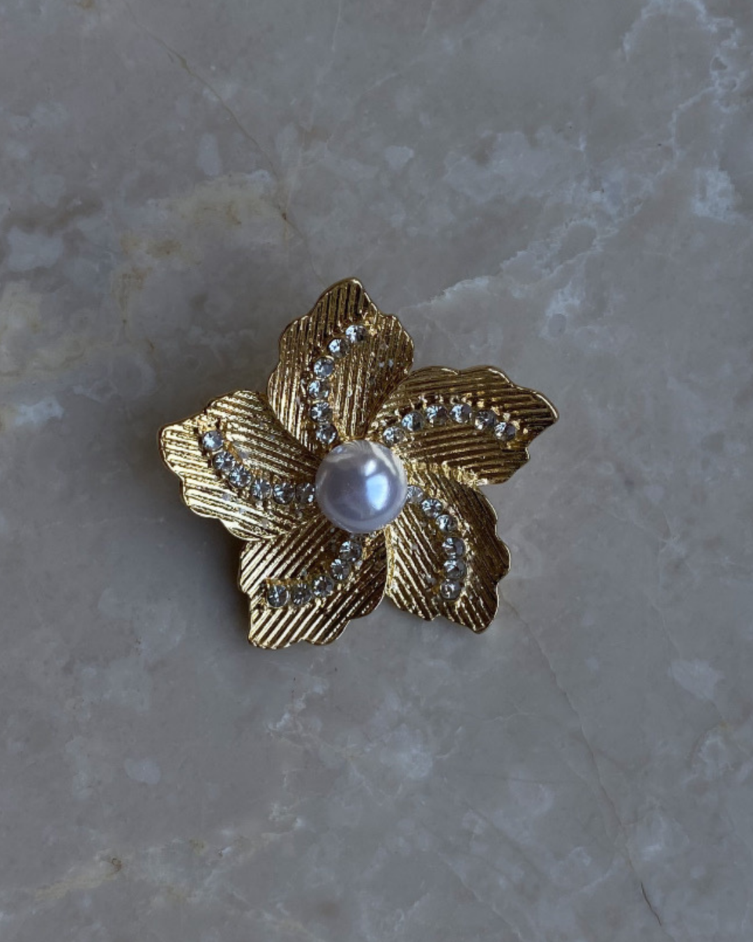 Taşlı İncili Çiçek Broş