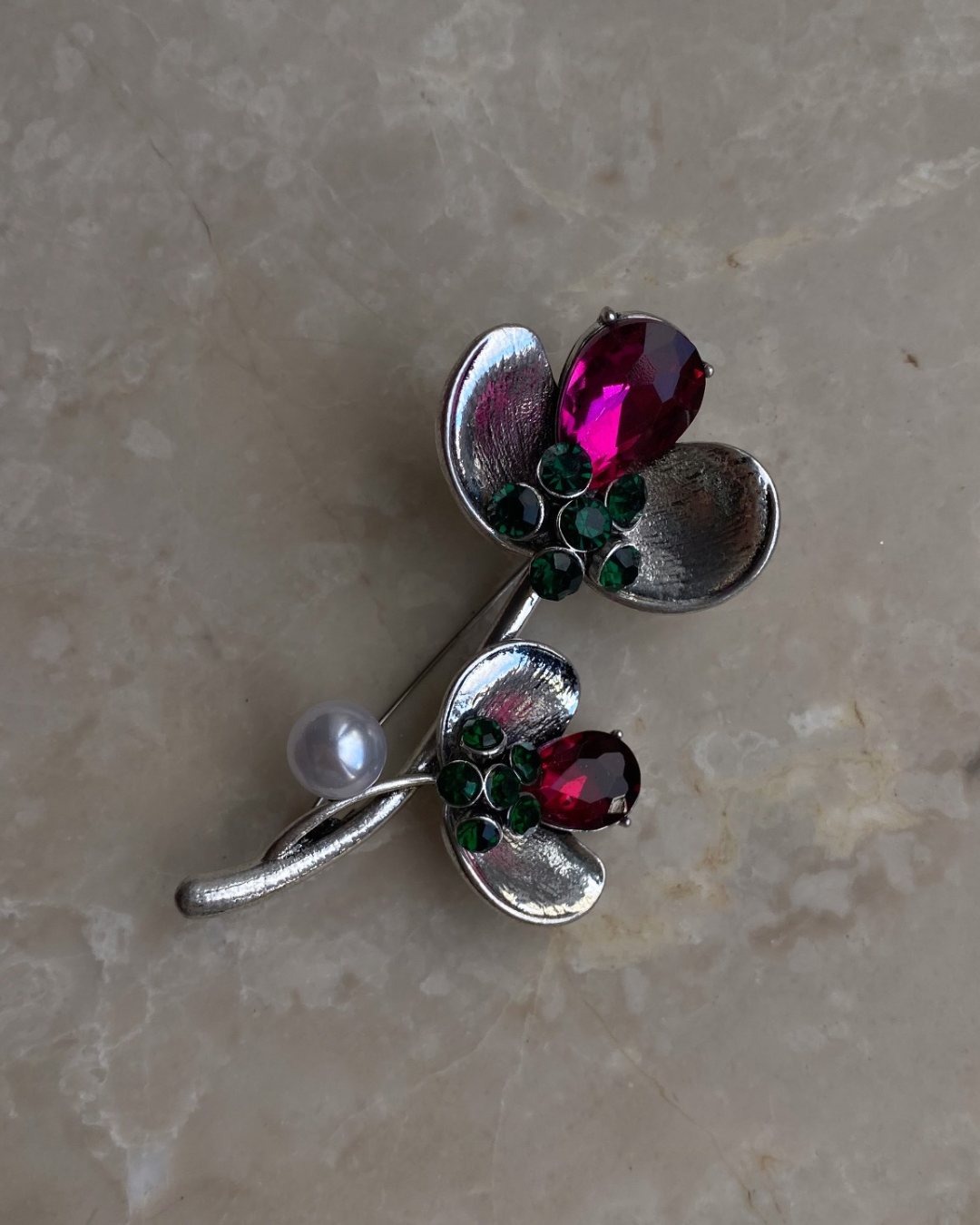 Pembe Taşlı Çiçek Broş