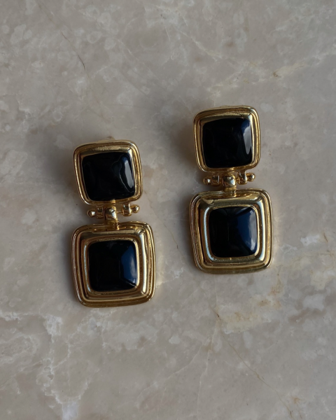 Marka Model Siyah Küpe