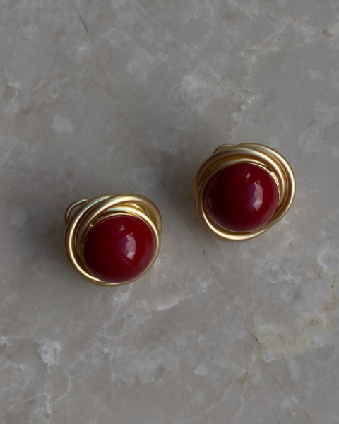 Marka Model Bordo Top Küpe